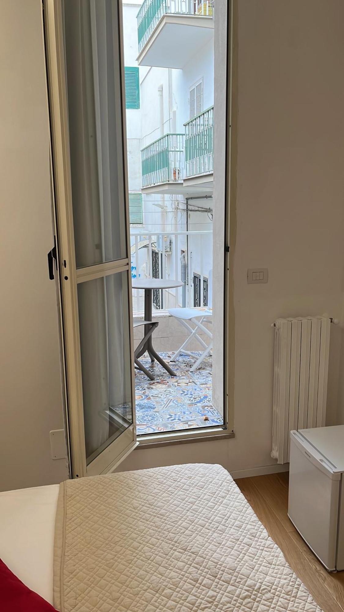 Rosarias Rooms Manfredónia Exterior foto